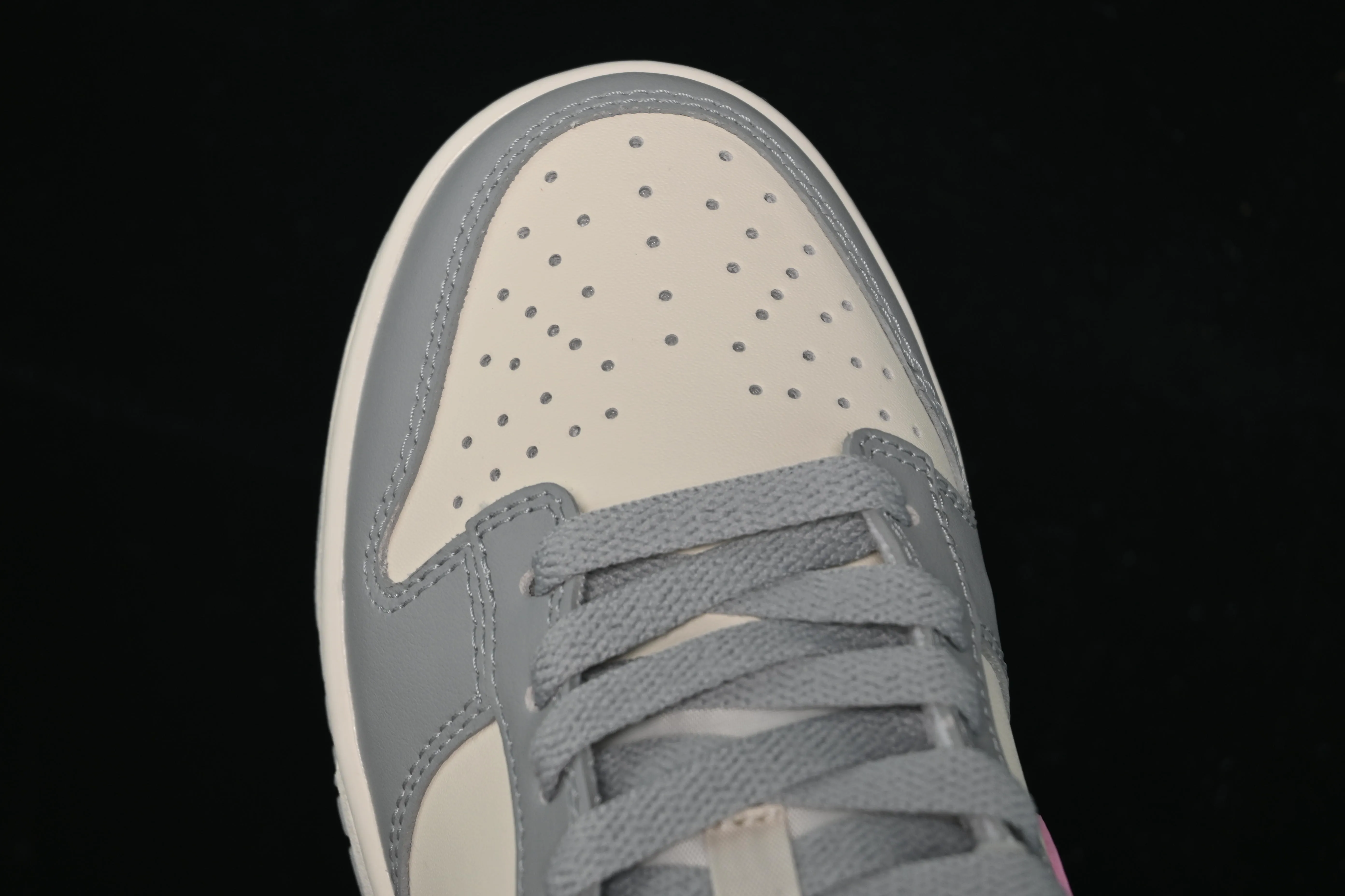 All categories Nk SB Dunk series Nk SB Dunk Low low-top sneakers Nike SB Dunk Low gray pink low-top casual sneakers DD1873-002